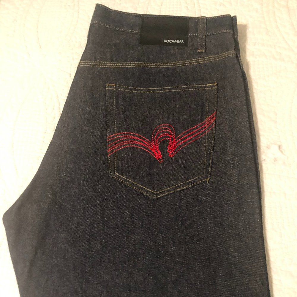 Men's Rocawear Jeans 38x30 LIKE NEW! Embroidered pockets!